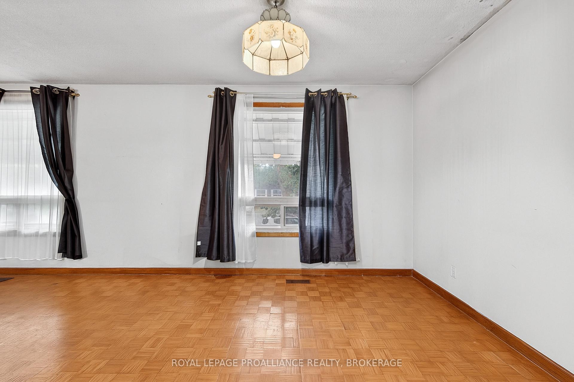 Photo 6 of 798 Arundel Place, Kingston, South of Taylor-Kidd Blvd — HOMEH