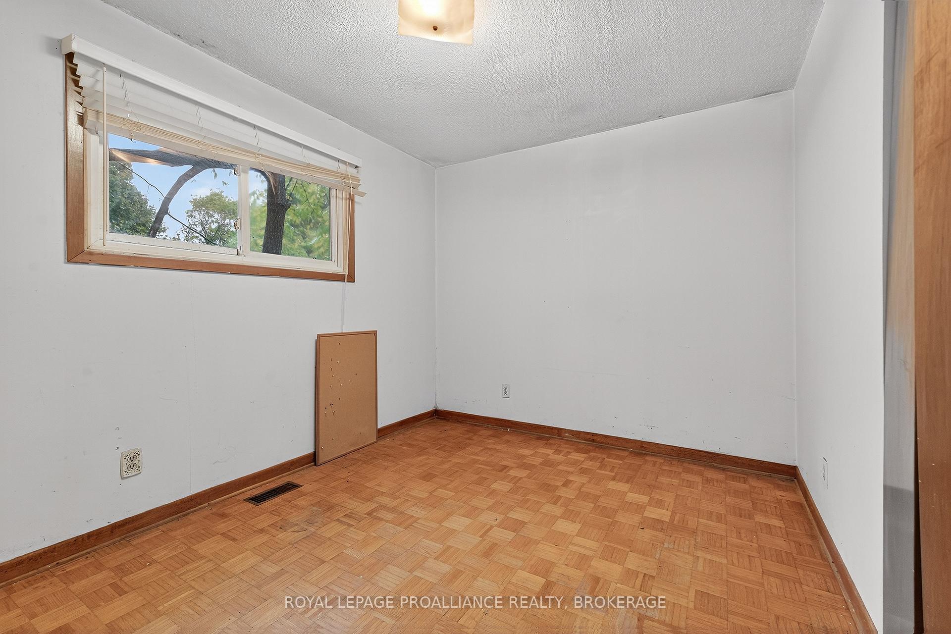 Photo 20 of 798 Arundel Place, Kingston, South of Taylor-Kidd Blvd — HOMEH