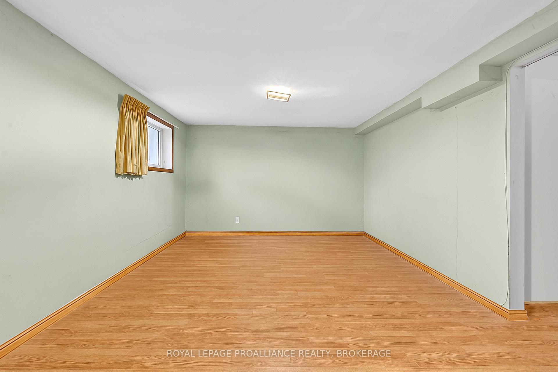 Photo 10 of 798 Arundel Place, Kingston, South of Taylor-Kidd Blvd — HOMEH