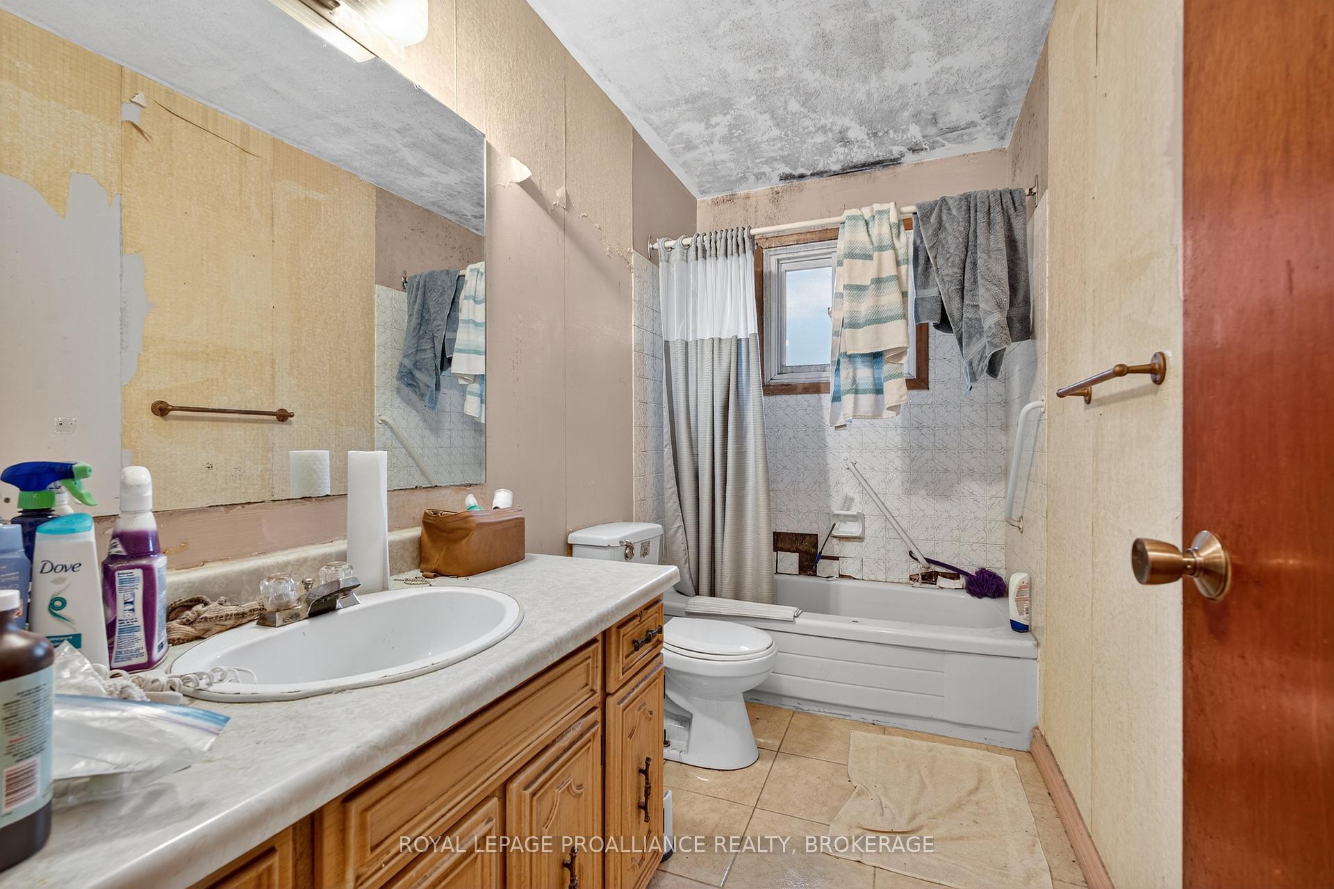 Photo 15 of 798 Arundel Place, Kingston, South of Taylor-Kidd Blvd — HOMEH