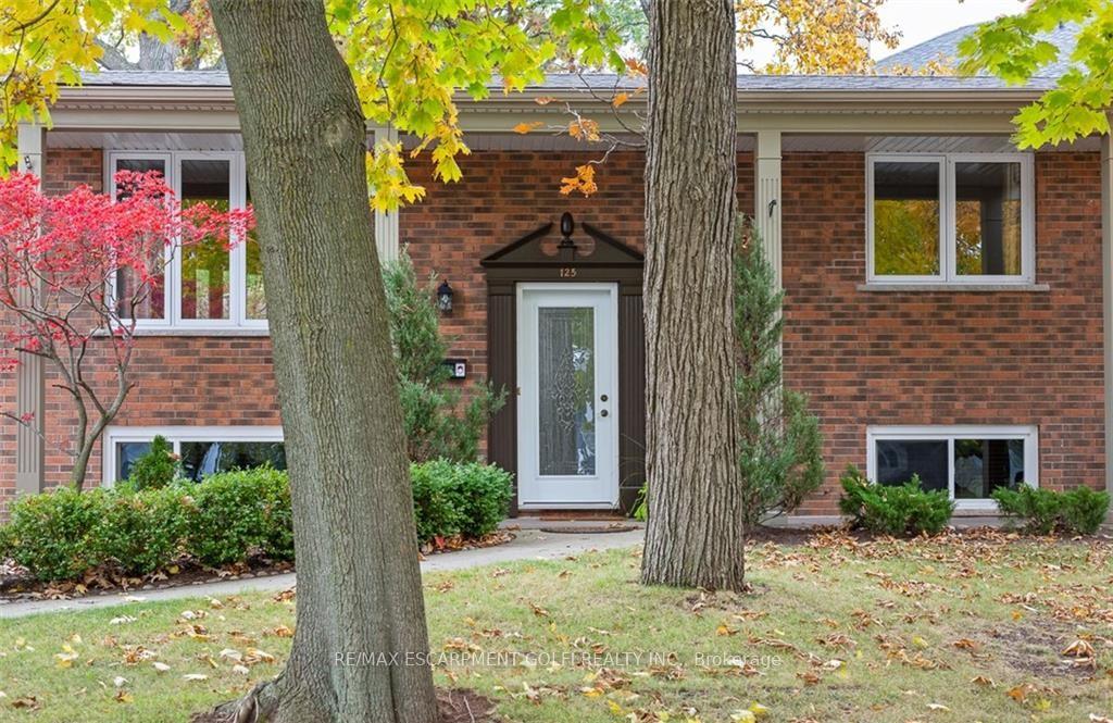 Photo 3 of 125 Lakeside Drive, Grimsby, Grimsby Beach — HOMEH