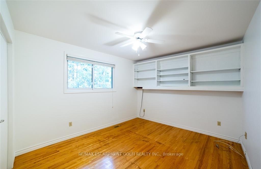 Photo 11 of 125 Lakeside Drive, Grimsby, Grimsby Beach — HOMEH