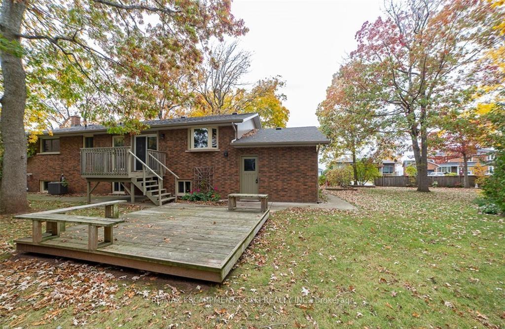 Photo 28 of 125 Lakeside Drive, Grimsby, Grimsby Beach — HOMEH
