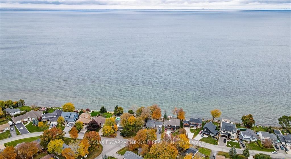 Photo 32 of 125 Lakeside Drive, Grimsby, Grimsby Beach — HOMEH