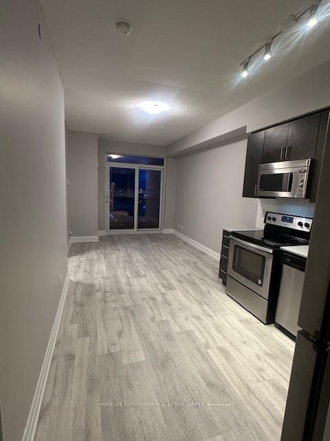Photo 6 of Unit 2412, 3700 Highway 7 Road, Vaughan, Vaughan Corporate Centre — HOMEH
