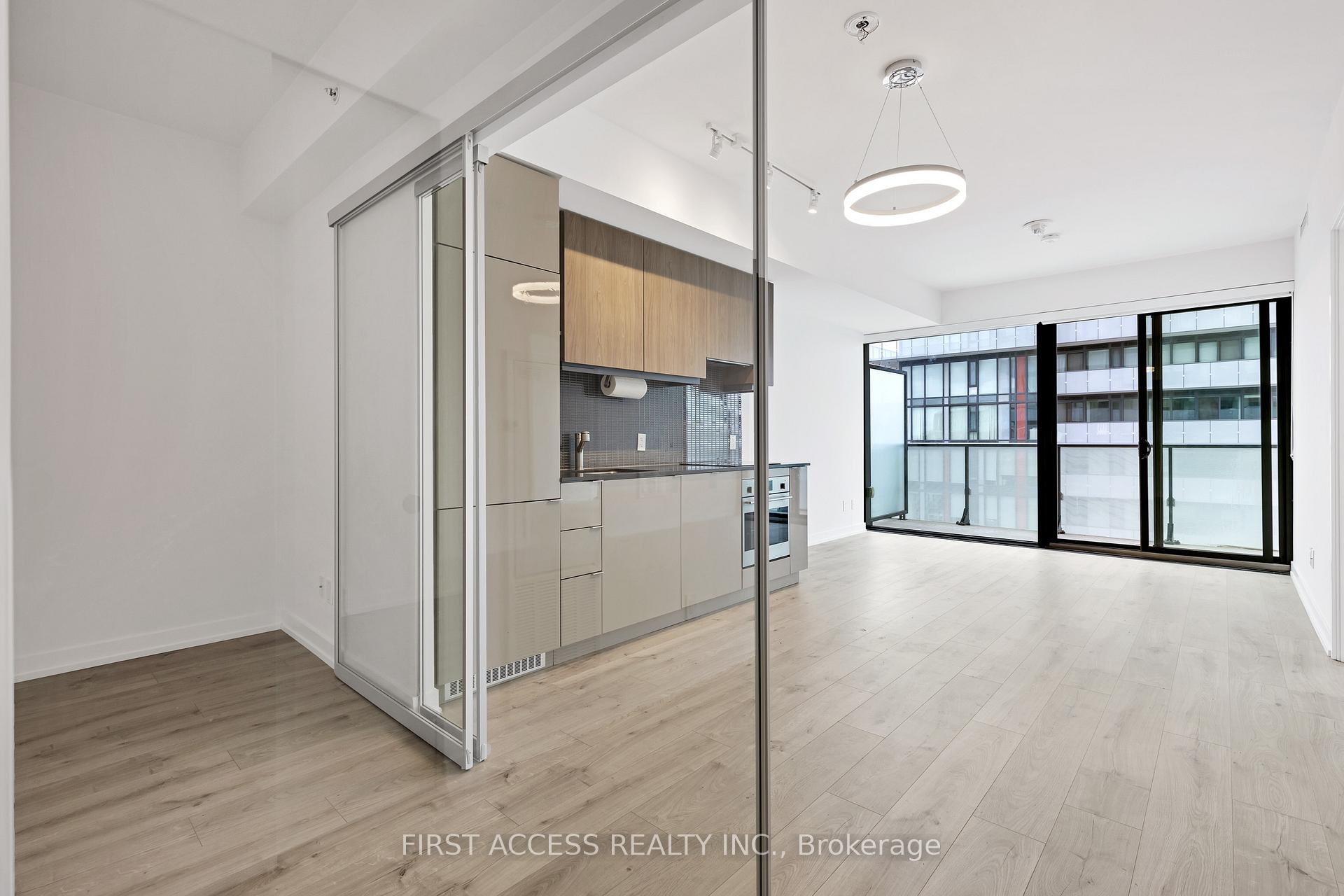 Photo 2 of Unit 3106, 161 Roehampton Avenue, Toronto, Mount Pleasant West — HOMEH