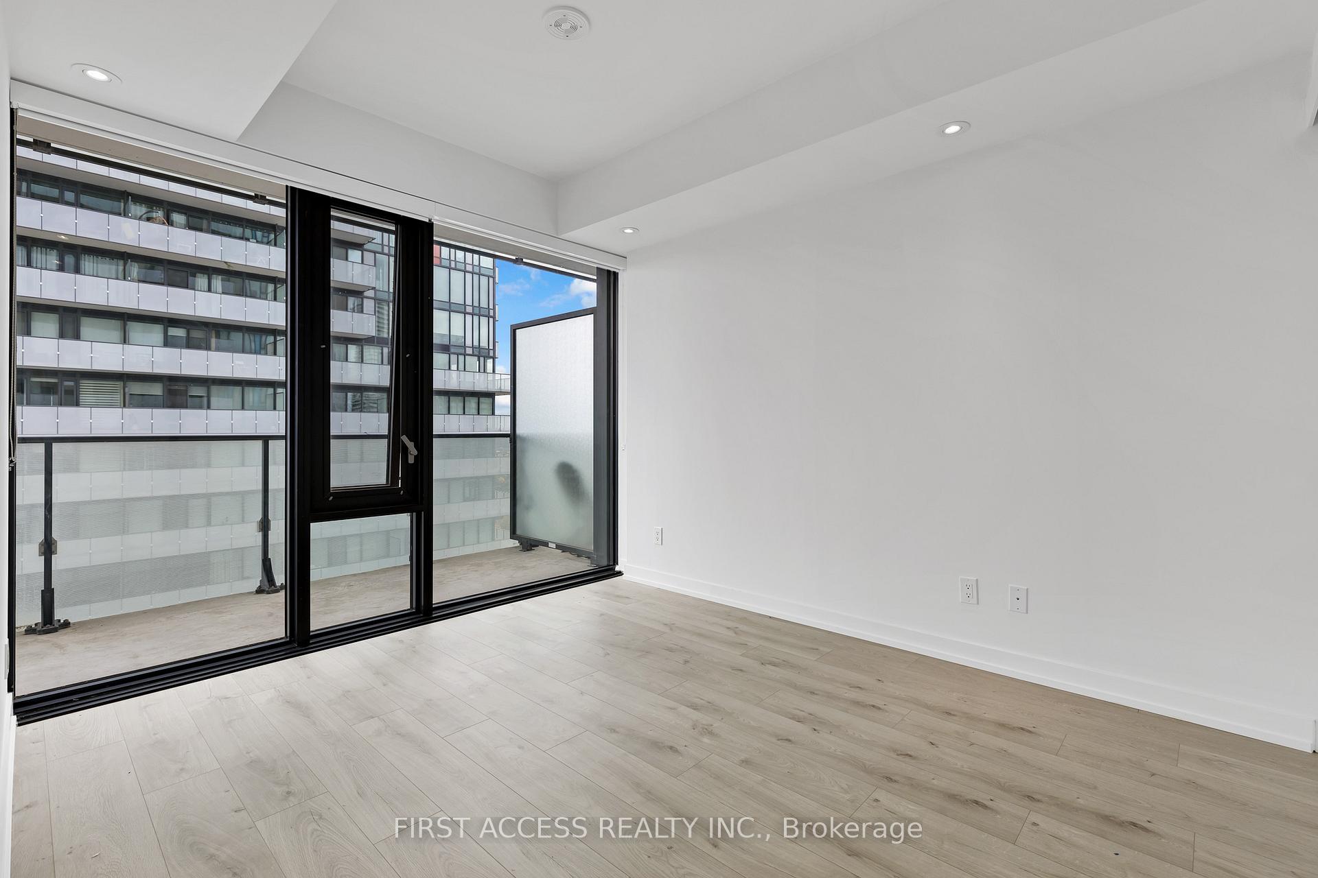 Photo 9 of Unit 3106, 161 Roehampton Avenue, Toronto, Mount Pleasant West — HOMEH