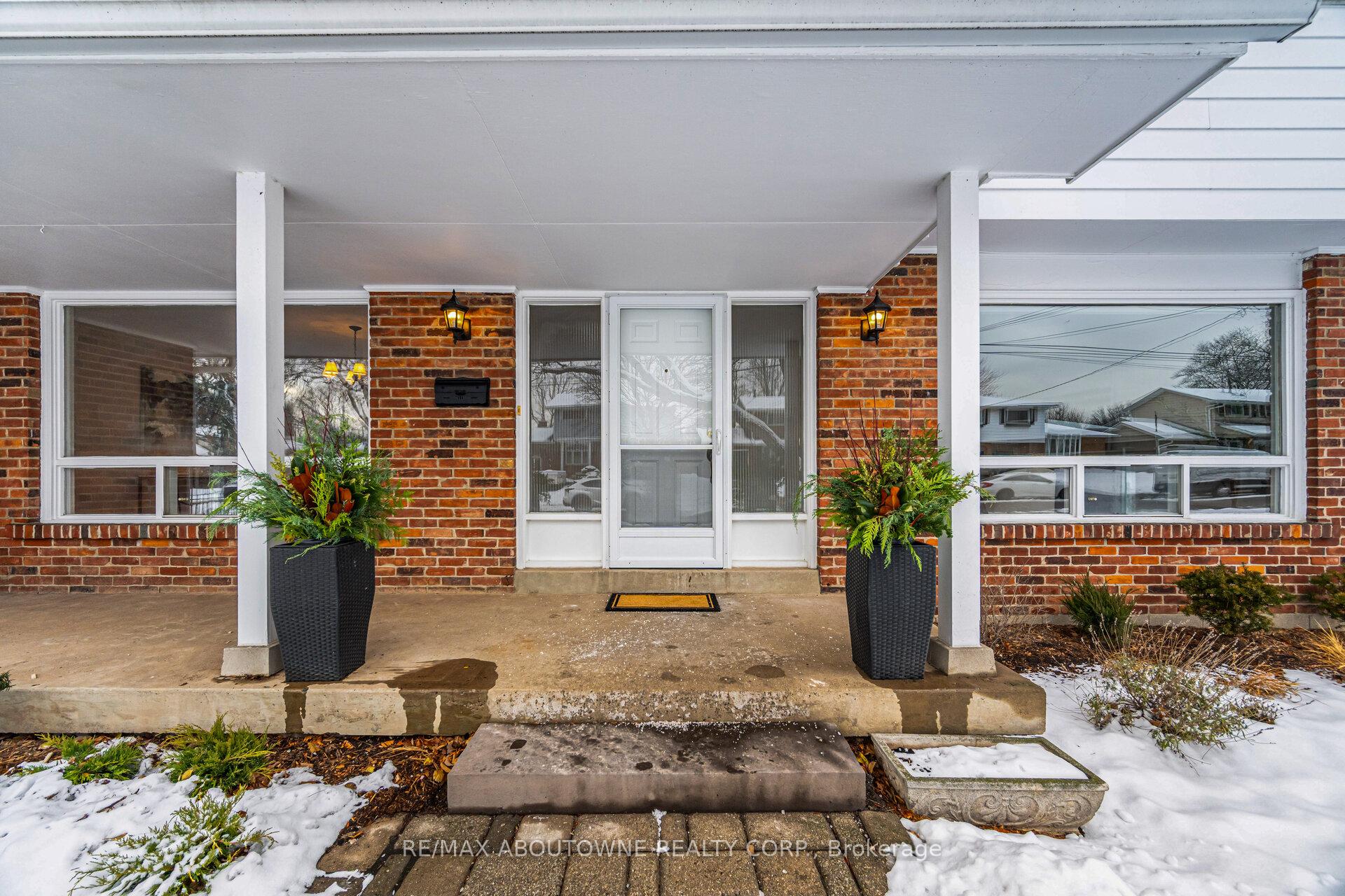 Photo 5 of 171 Sherwood Rise, Hamilton, Sherwood — HOMEH