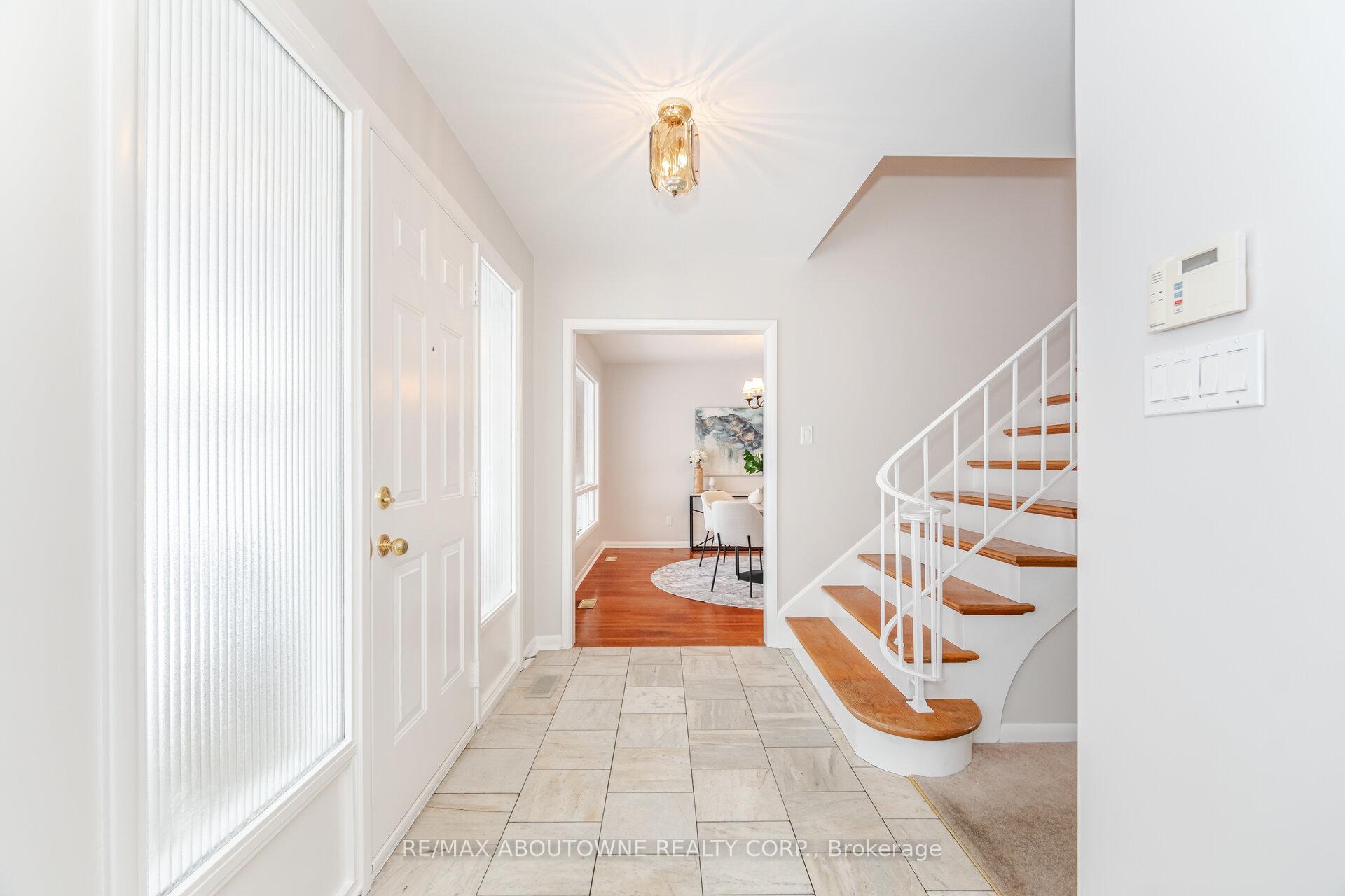 Photo 7 of 171 Sherwood Rise, Hamilton, Sherwood — HOMEH
