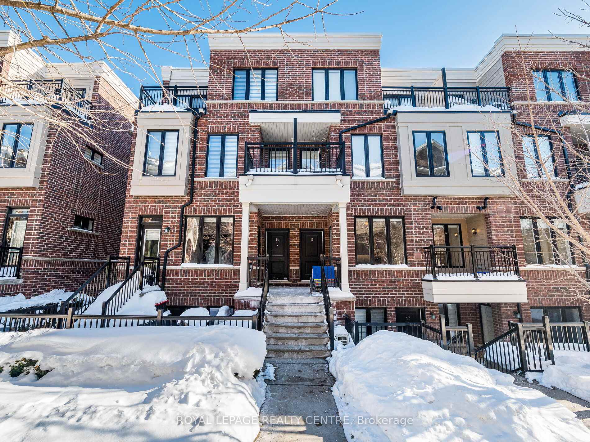 Photo 1 of Unit 16, 10 Carnation Avenue, Etobicoke, Long Branch — HOMEH