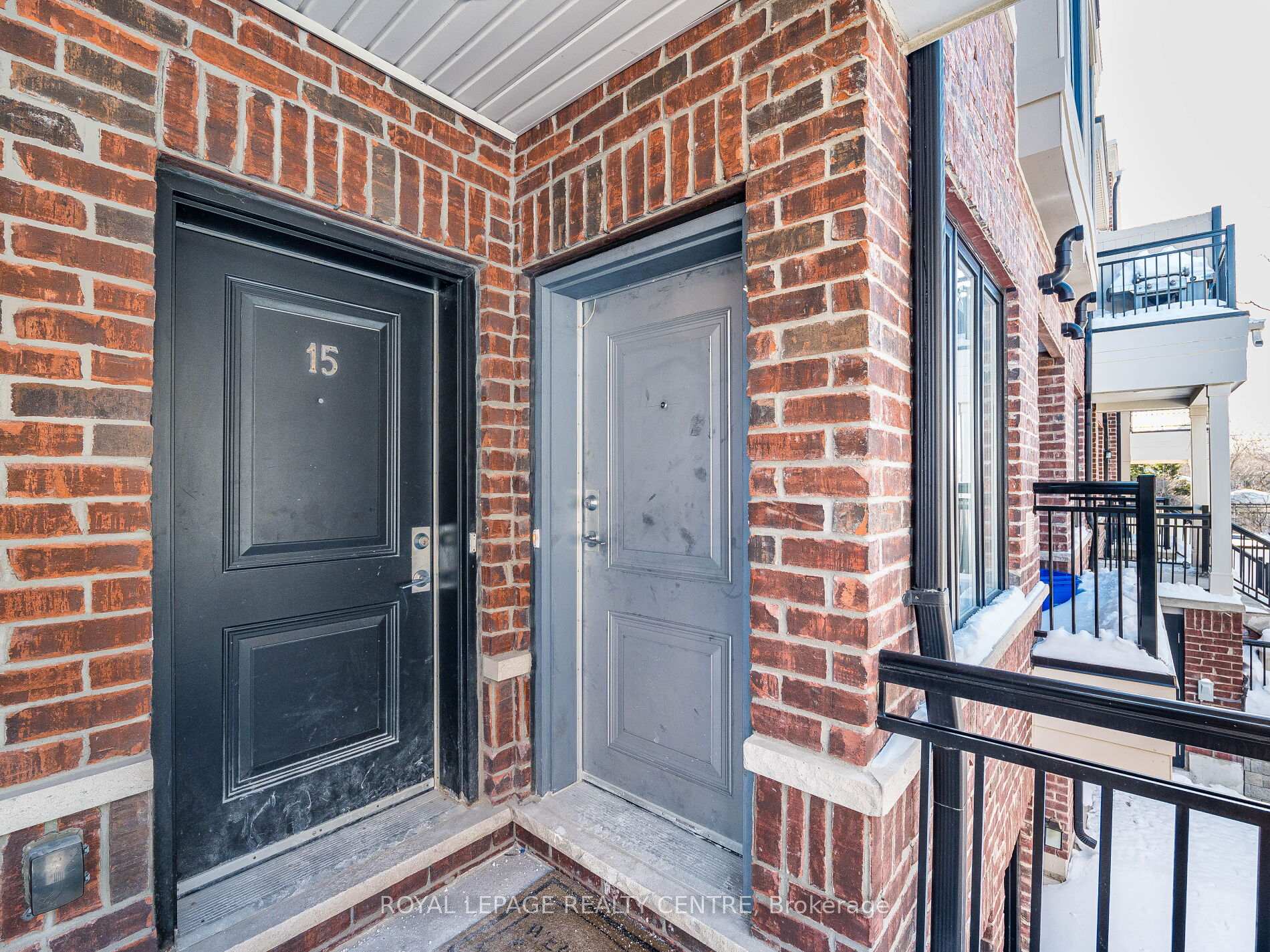 Photo 5 of Unit 16, 10 Carnation Avenue, Etobicoke, Long Branch — HOMEH
