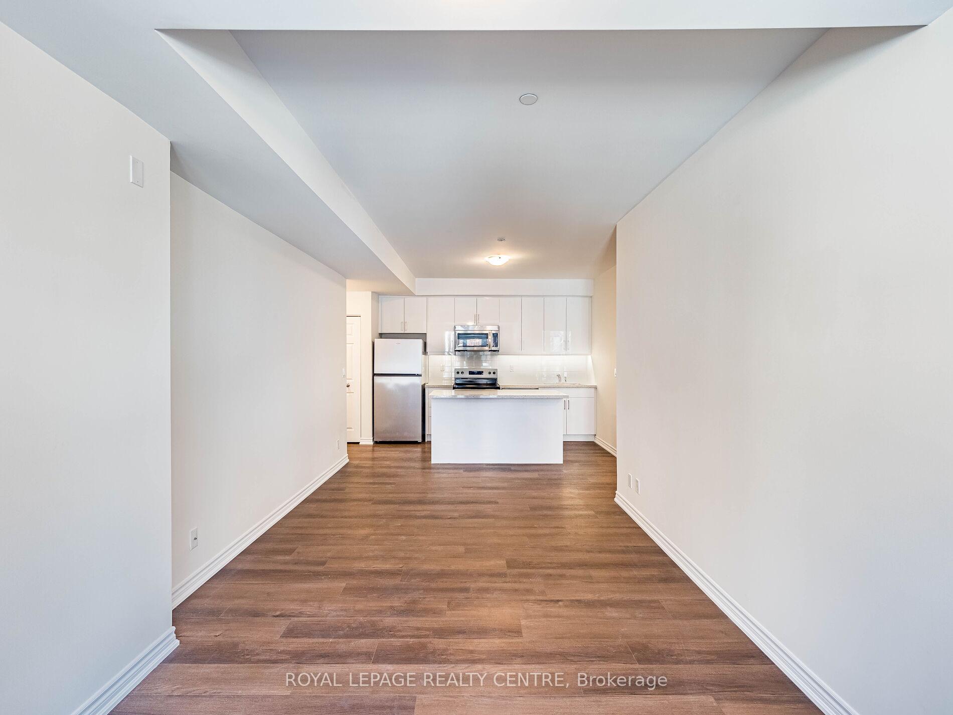 Photo 8 of Unit 16, 10 Carnation Avenue, Etobicoke, Long Branch — HOMEH