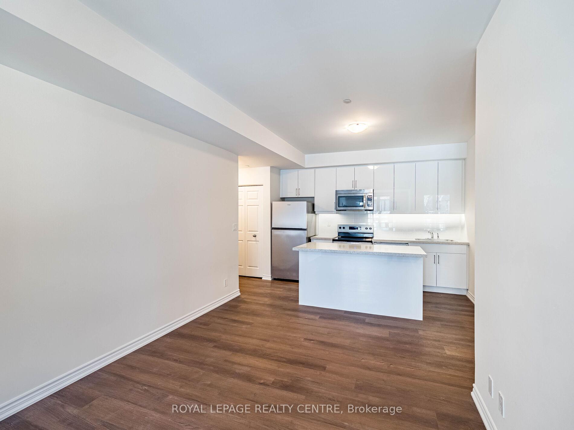 Photo 7 of Unit 16, 10 Carnation Avenue, Etobicoke, Long Branch — HOMEH