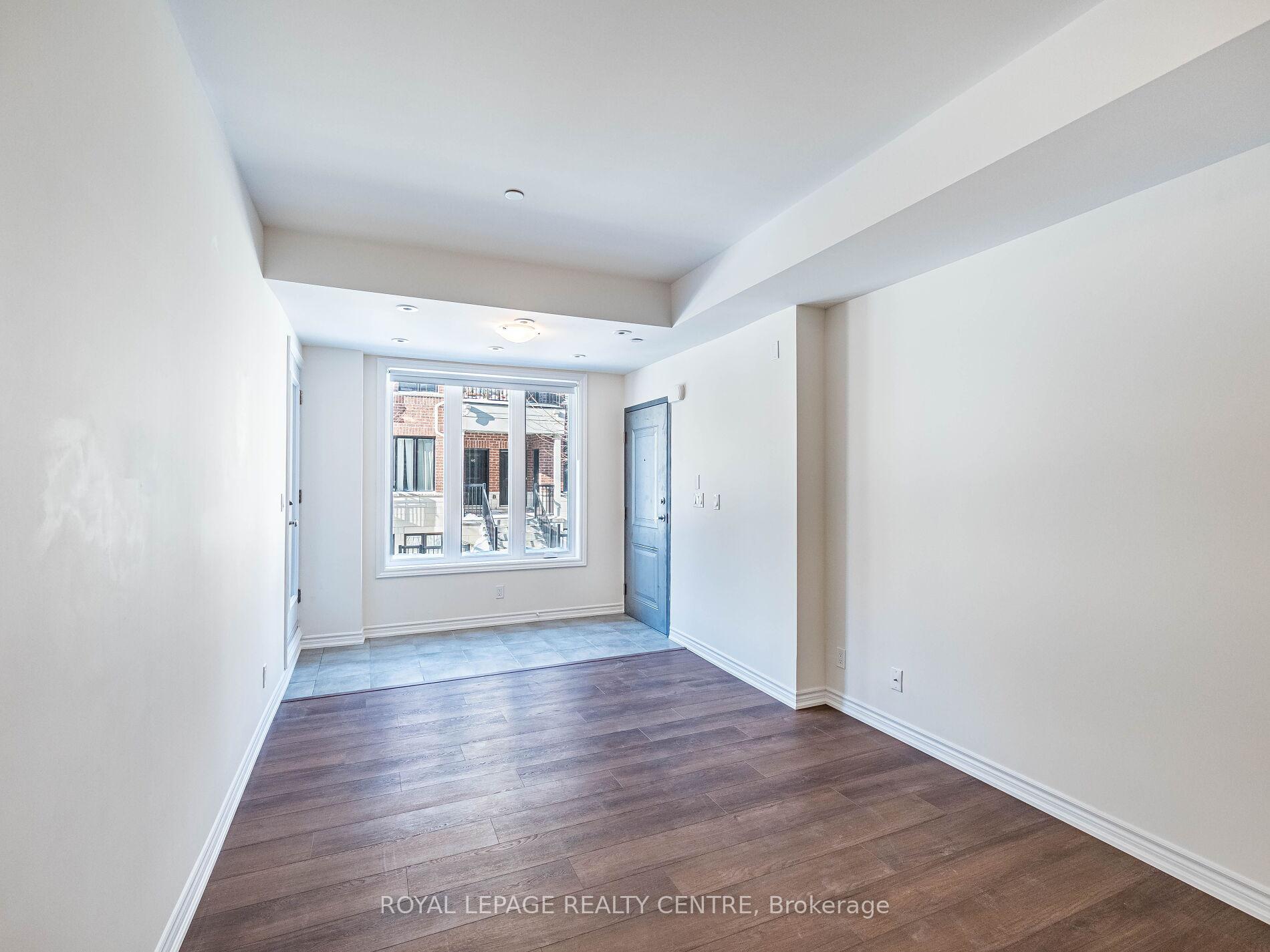 Photo 10 of Unit 16, 10 Carnation Avenue, Etobicoke, Long Branch — HOMEH