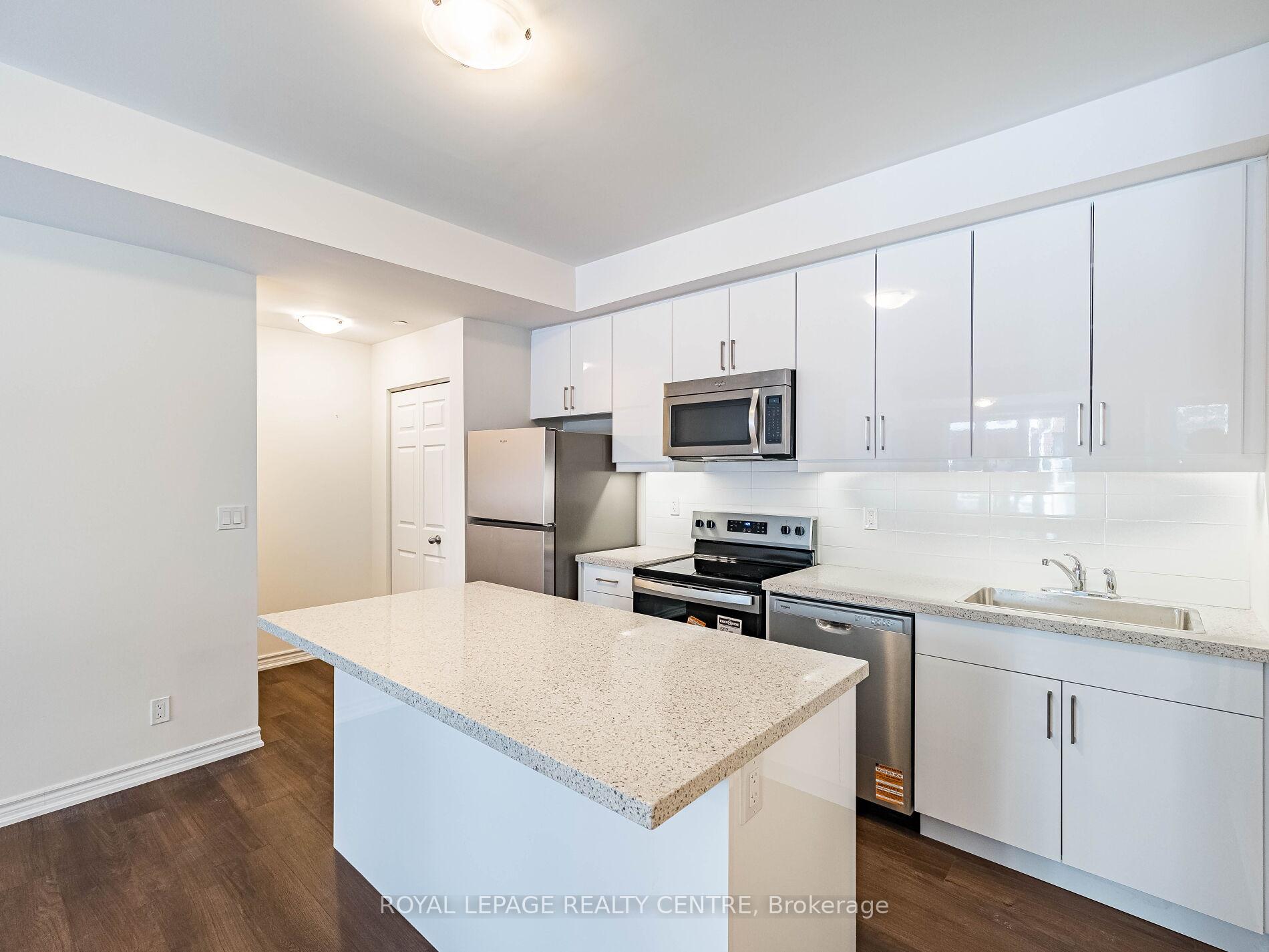 Photo 11 of Unit 16, 10 Carnation Avenue, Etobicoke, Long Branch — HOMEH