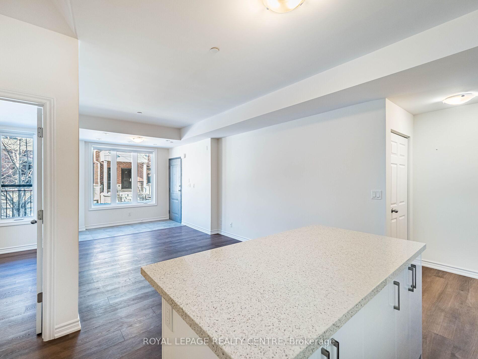 Photo 15 of Unit 16, 10 Carnation Avenue, Etobicoke, Long Branch — HOMEH