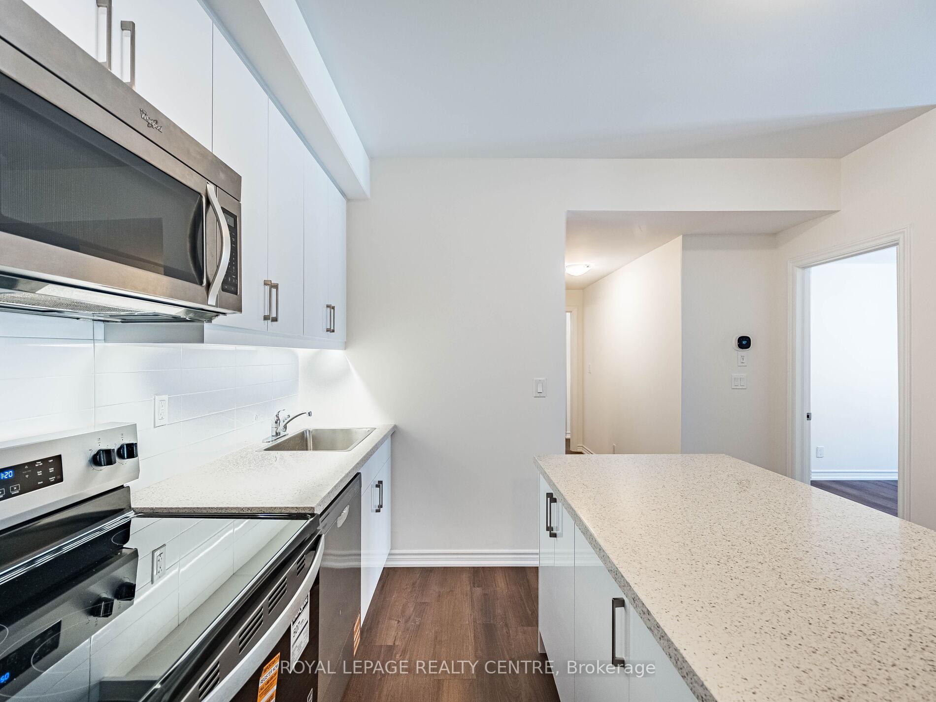 Photo 38 of Unit 16, 10 Carnation Avenue, Etobicoke, Long Branch — HOMEH