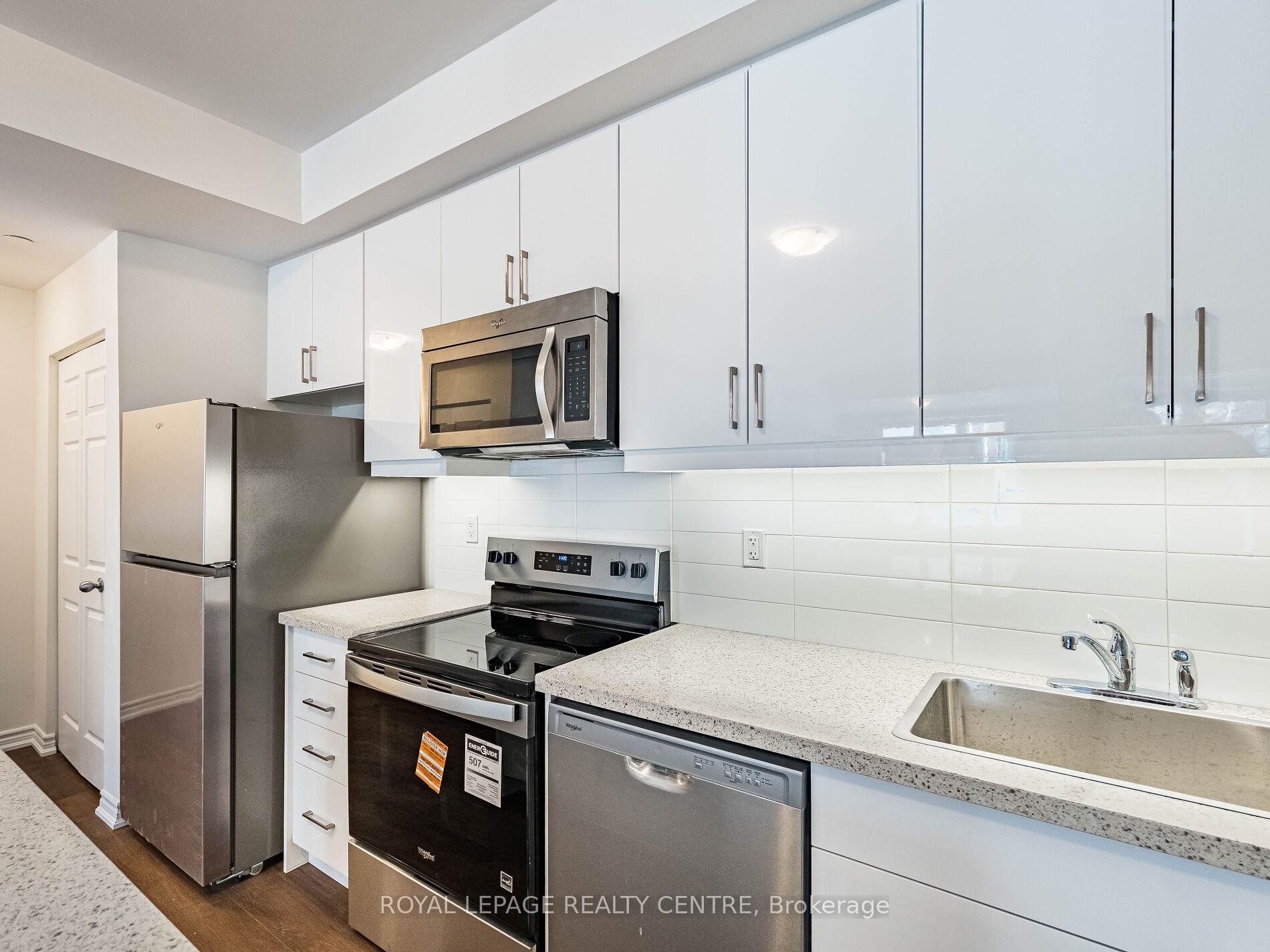 Photo 17 of Unit 16, 10 Carnation Avenue, Etobicoke, Long Branch — HOMEH