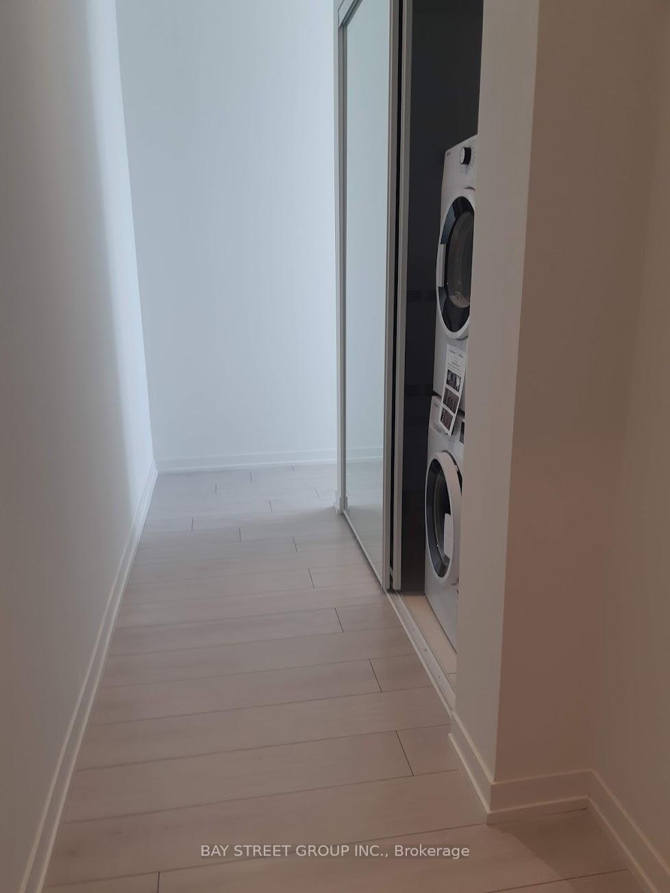 Photo 6 of Unit 806, 950 Portage Parkway, Vaughan, Vaughan Corporate Centre — HOMEH