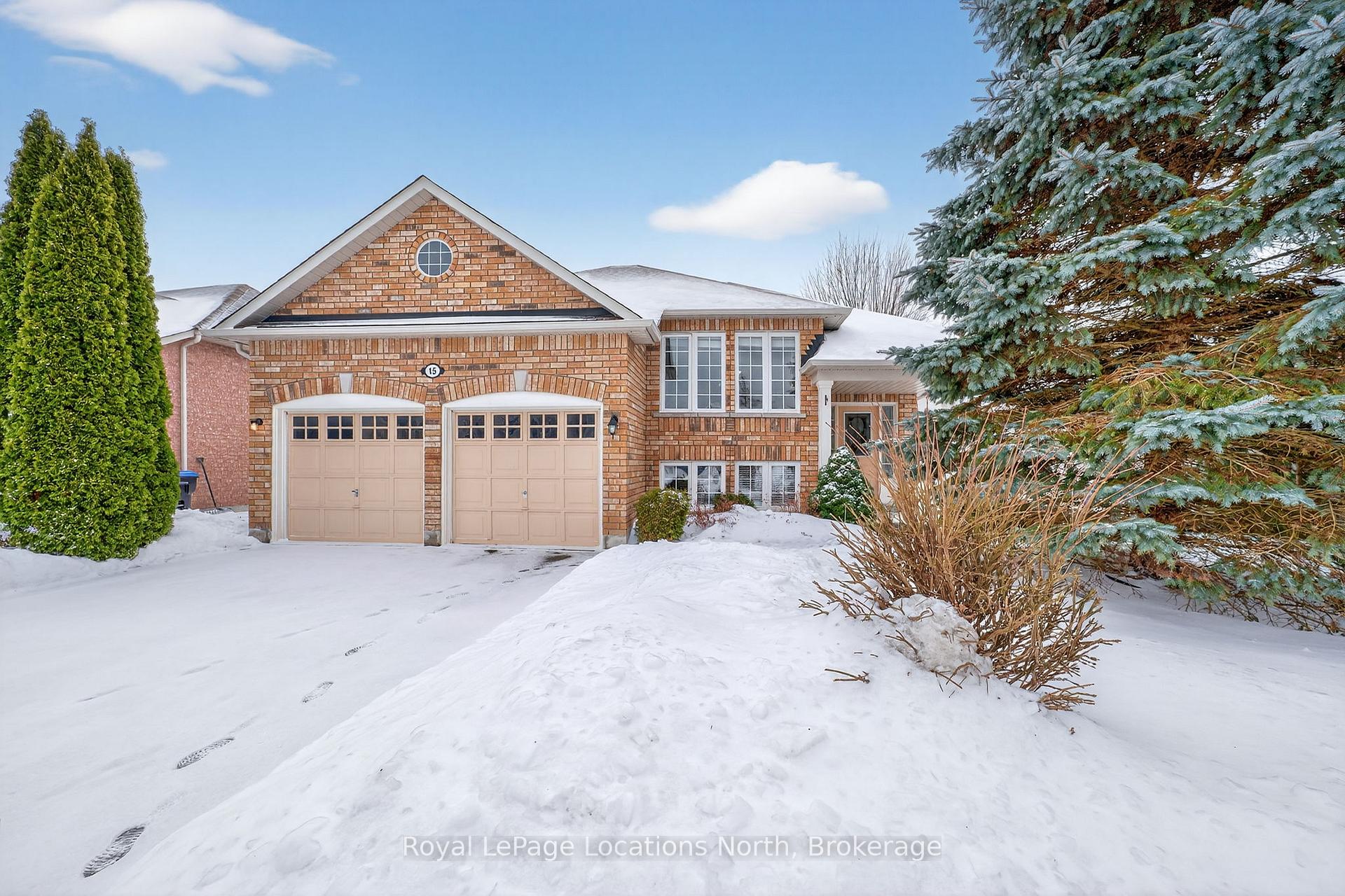 Photo 3 of 15 Princess Point Drive, Wasaga Beach — HOMEH