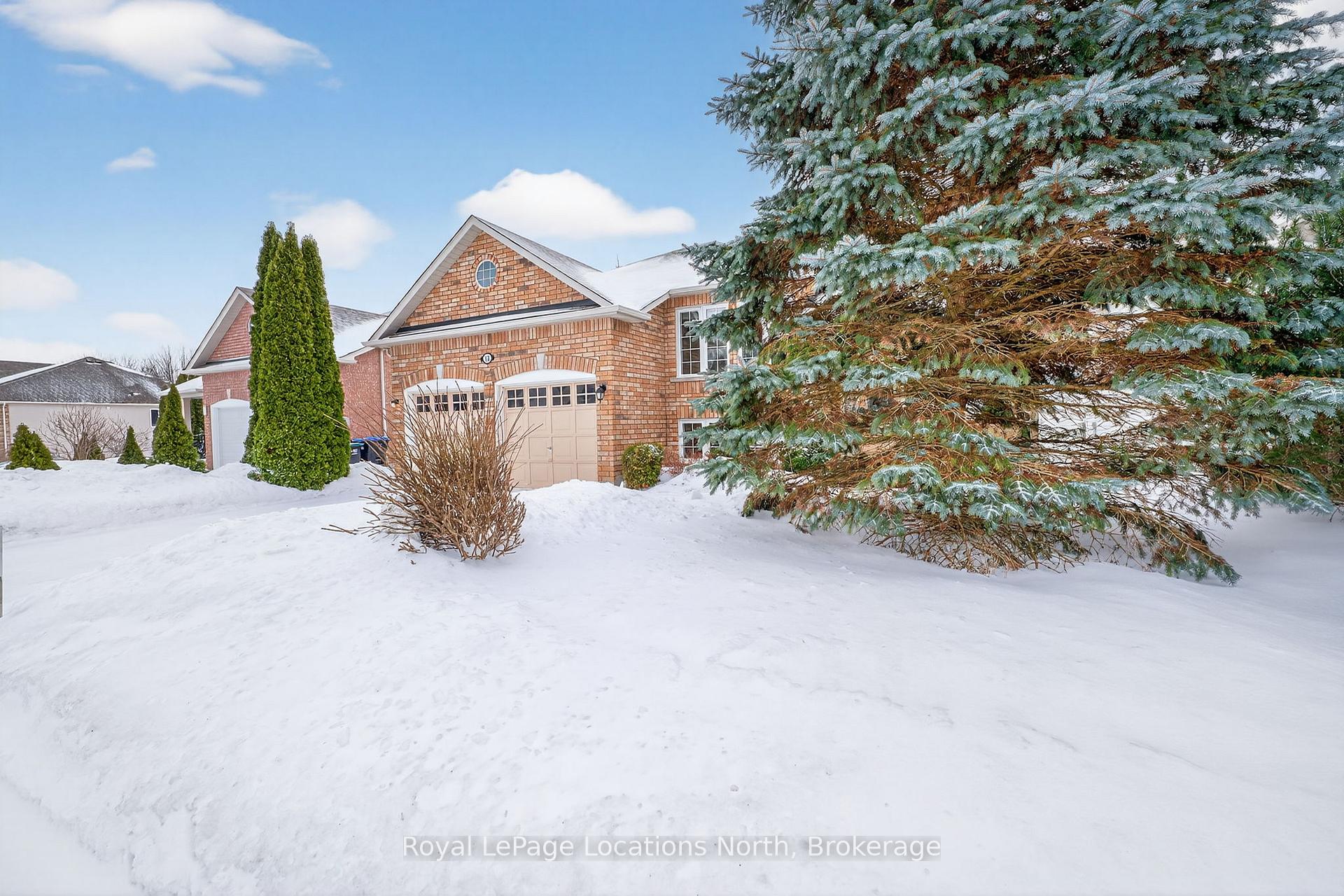 Photo 4 of 15 Princess Point Drive, Wasaga Beach — HOMEH
