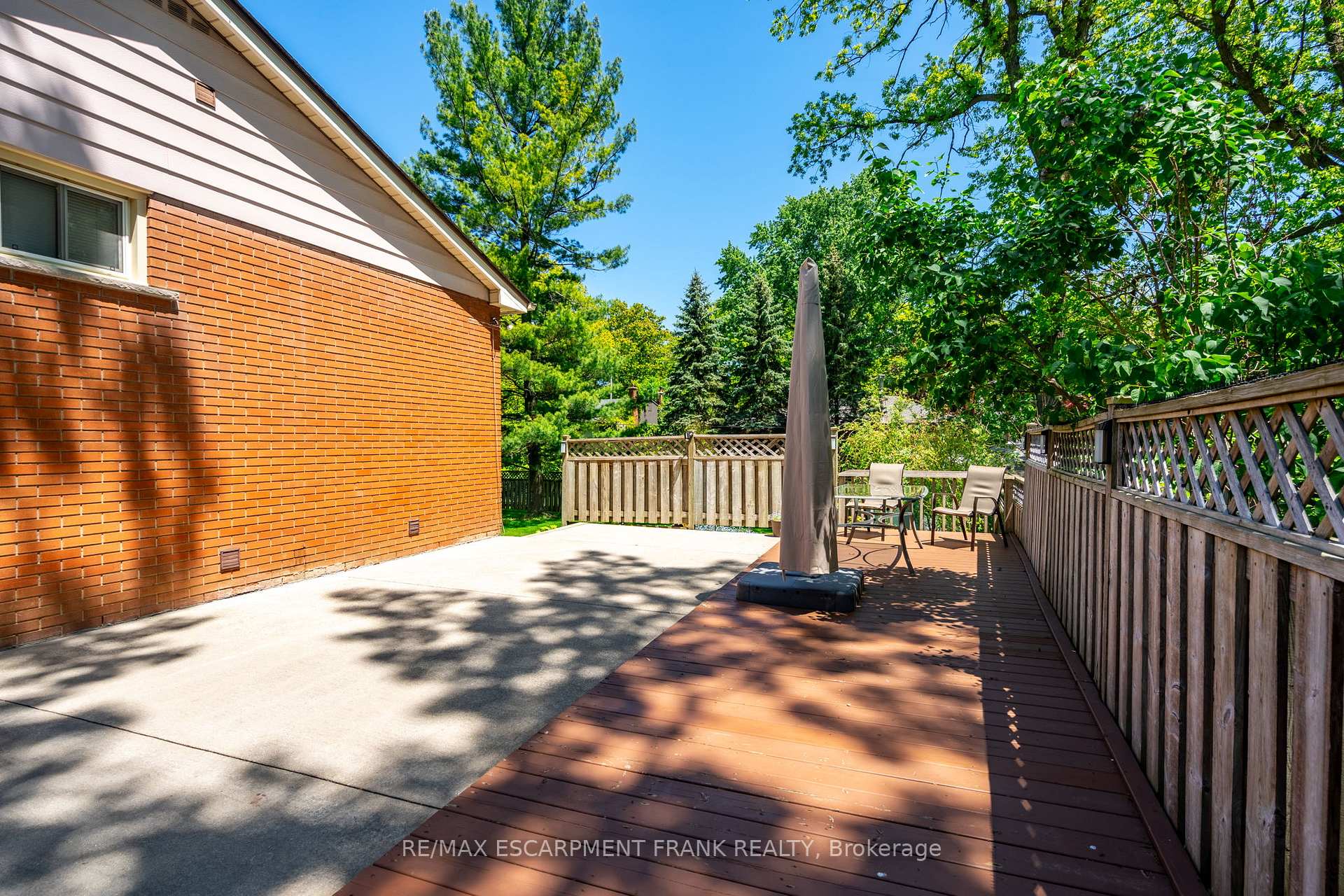 Photo 21 of 1293 Dunbar Road, Burlington, Mountainside — HOMEH