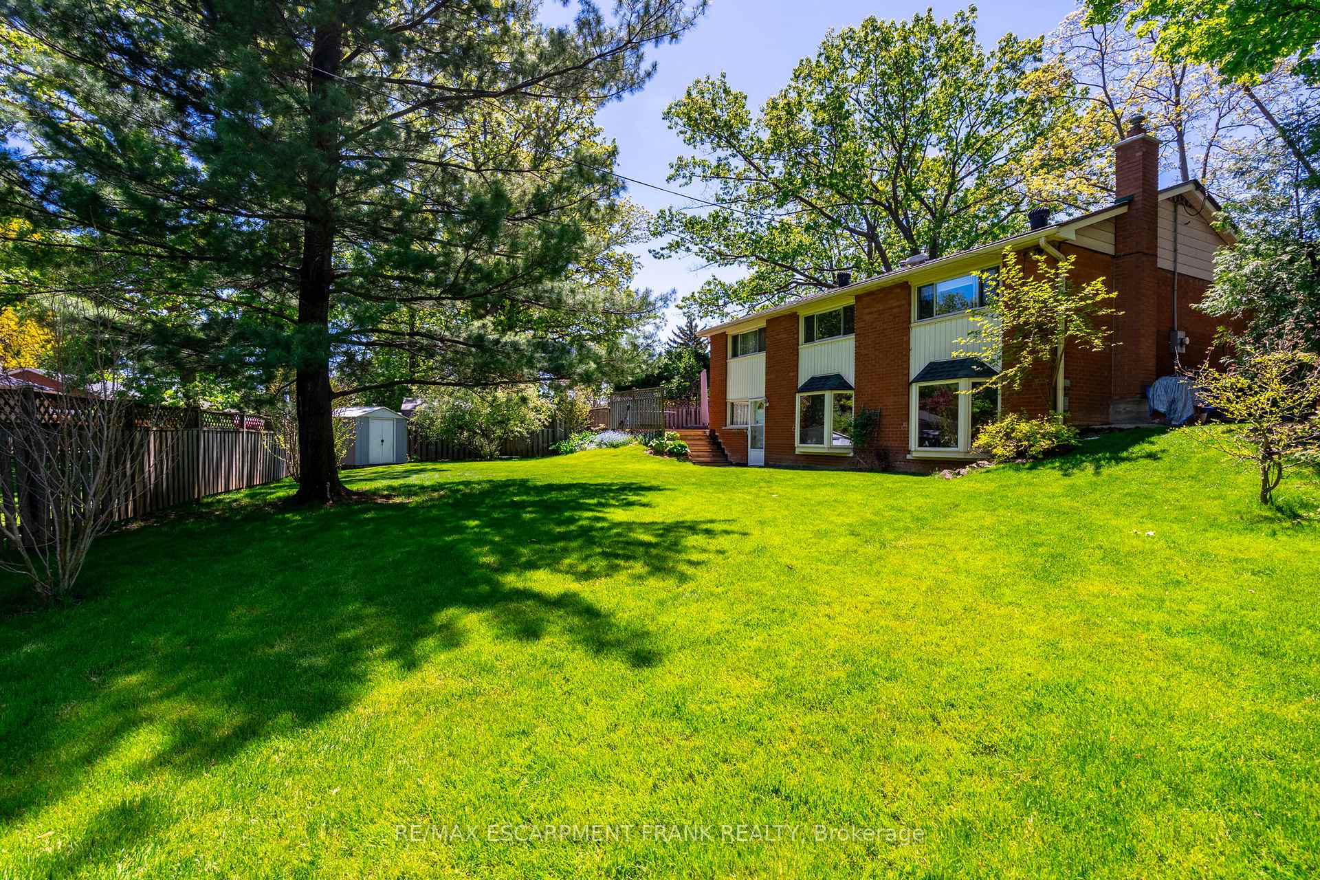 Photo 32 of 1293 Dunbar Road, Burlington, Mountainside — HOMEH