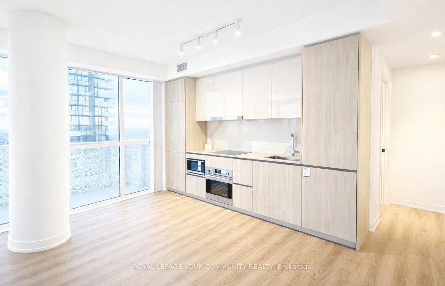 Photo 17 of Unit 4812, 8 Interchange Way S, Vaughan, Vaughan Corporate Centre — HOMEH