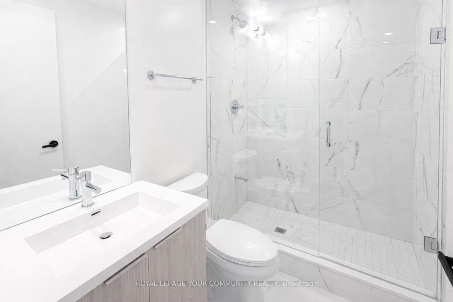 Photo 5 of Unit 4812, 8 Interchange Way S, Vaughan, Vaughan Corporate Centre — HOMEH