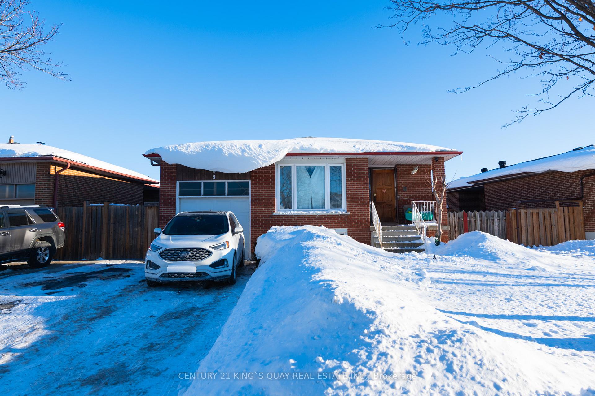 Photo 1 of 9 Barrington Crescent, Markham, Milliken Mills West — HOMEH