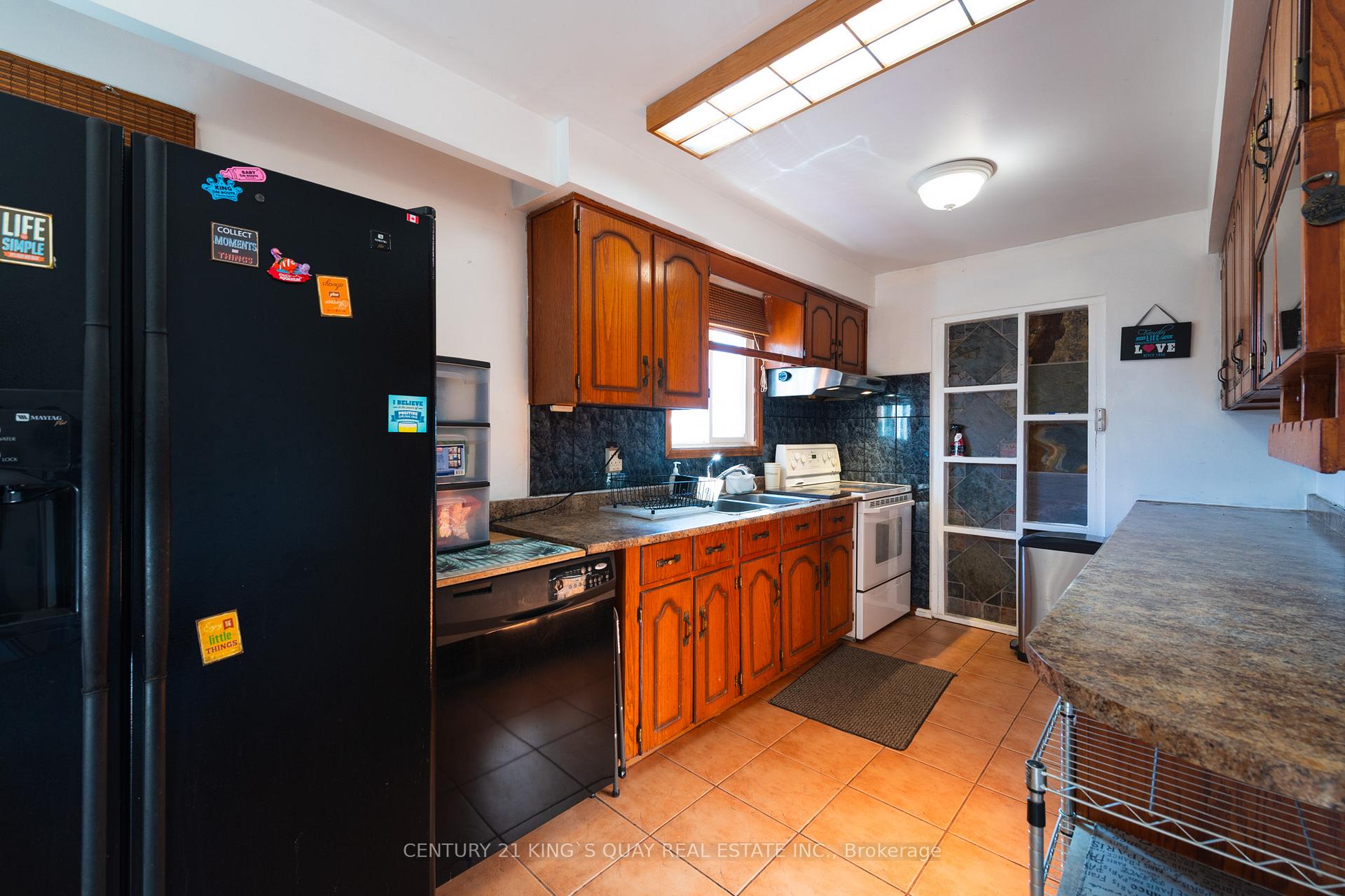 Photo 19 of 9 Barrington Crescent, Markham, Milliken Mills West — HOMEH