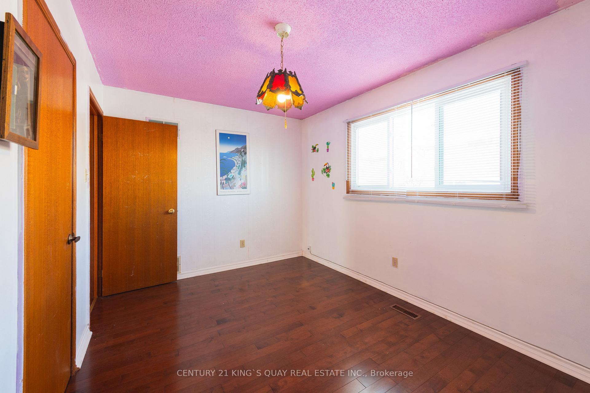 Photo 17 of 9 Barrington Crescent, Markham, Milliken Mills West — HOMEH