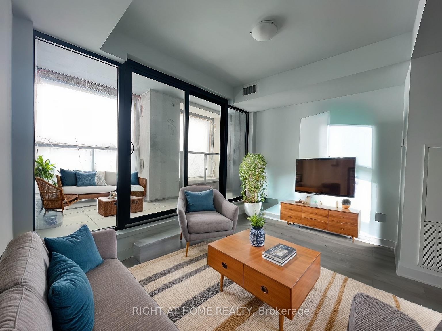 Photo 21 of Unit 4403, 2920 Highway 7, Vaughan, Concord — HOMEH