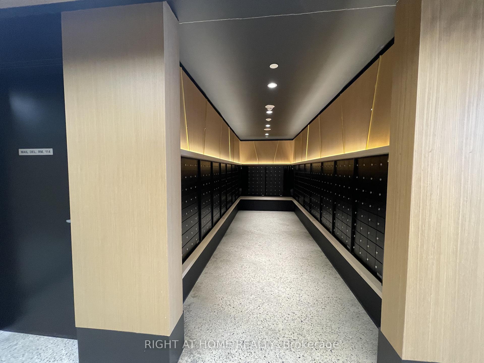 Photo 12 of Unit 4403, 2920 Highway 7, Vaughan, Concord — HOMEH
