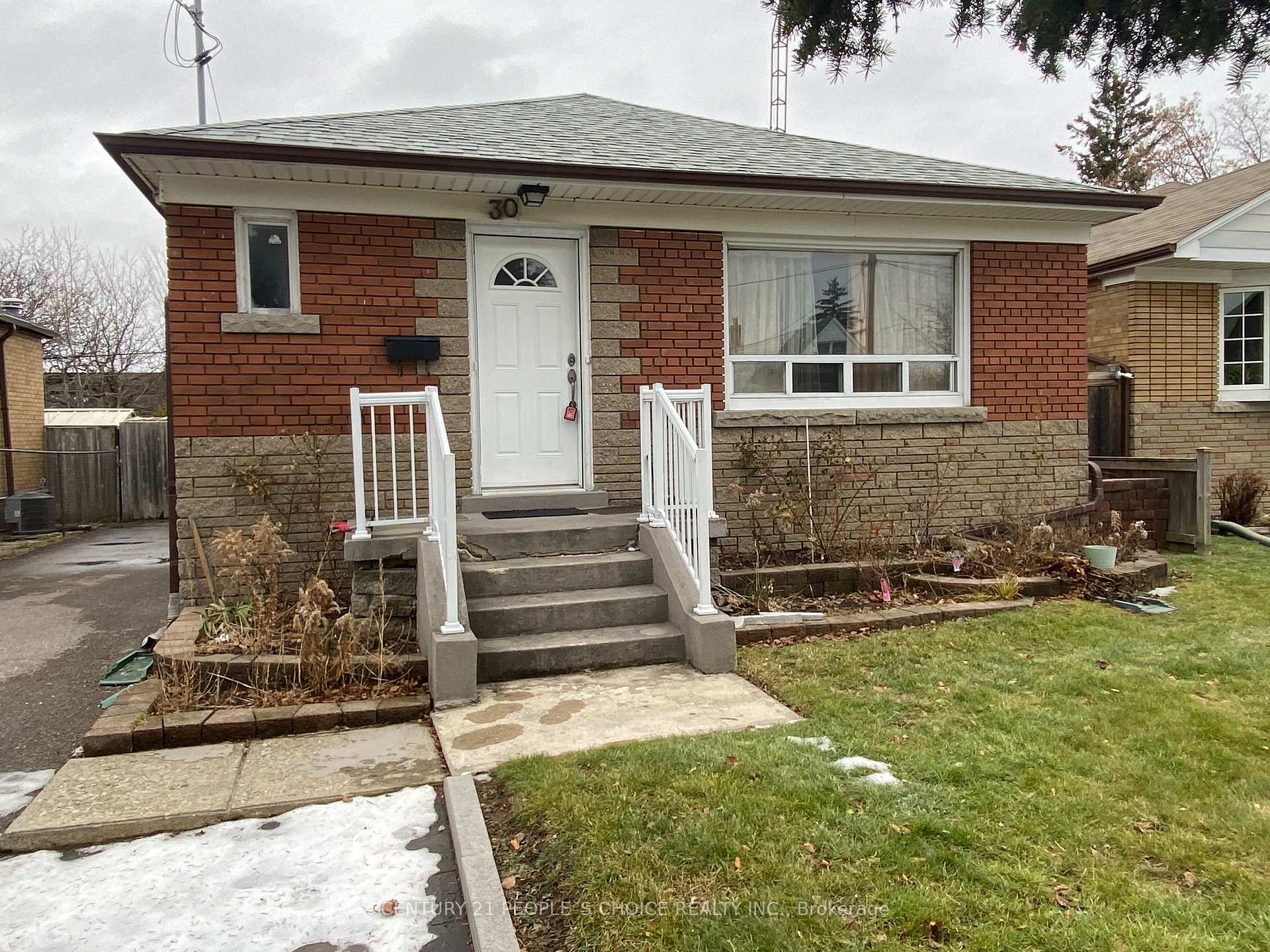 Front of Unit Upper, 30 Ordway