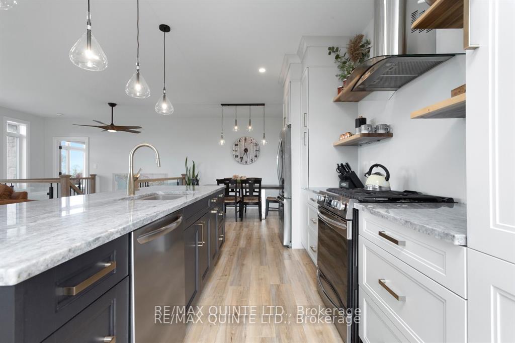Photo 6 of 103 Lakehurst Street, Brighton, Rural Brighton — HOMEH