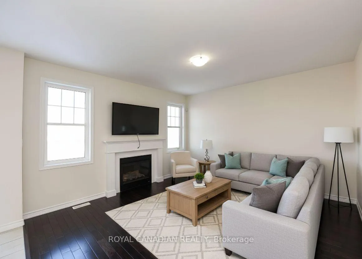 Photo 2 of Unit Upper, 124 Tysonville Circle, Brampton, Northwest Brampton — HOMEH