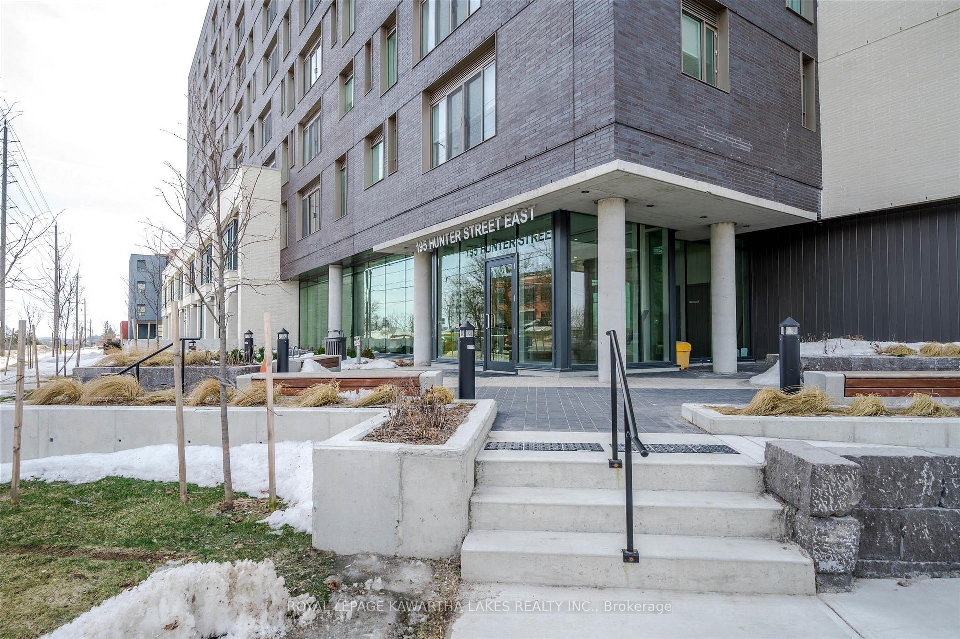Photo 11 of Unit 404, 195 Hunter Street E, Peterborough, Ashburnham Ward 4 — HOMEH