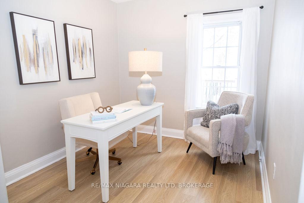Photo 11 of 18 Welland Vale Road, St. Catharines, Downtown — HOMEH