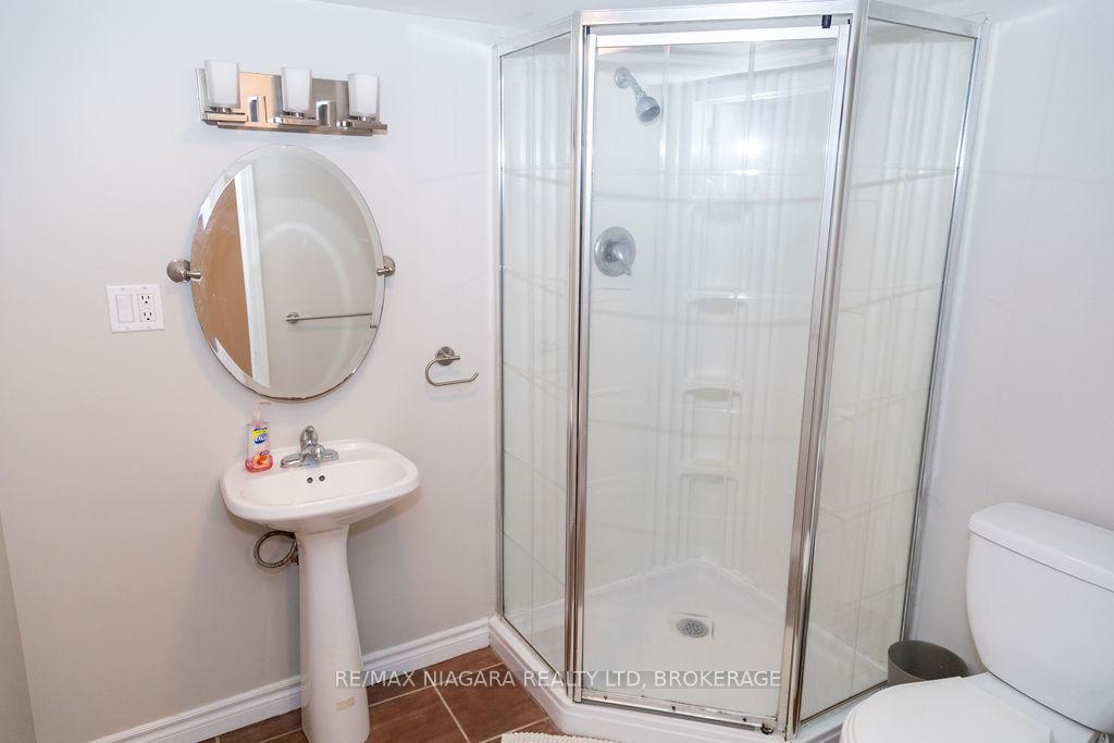 Photo 17 of 18 Welland Vale Road, St. Catharines, Downtown — HOMEH