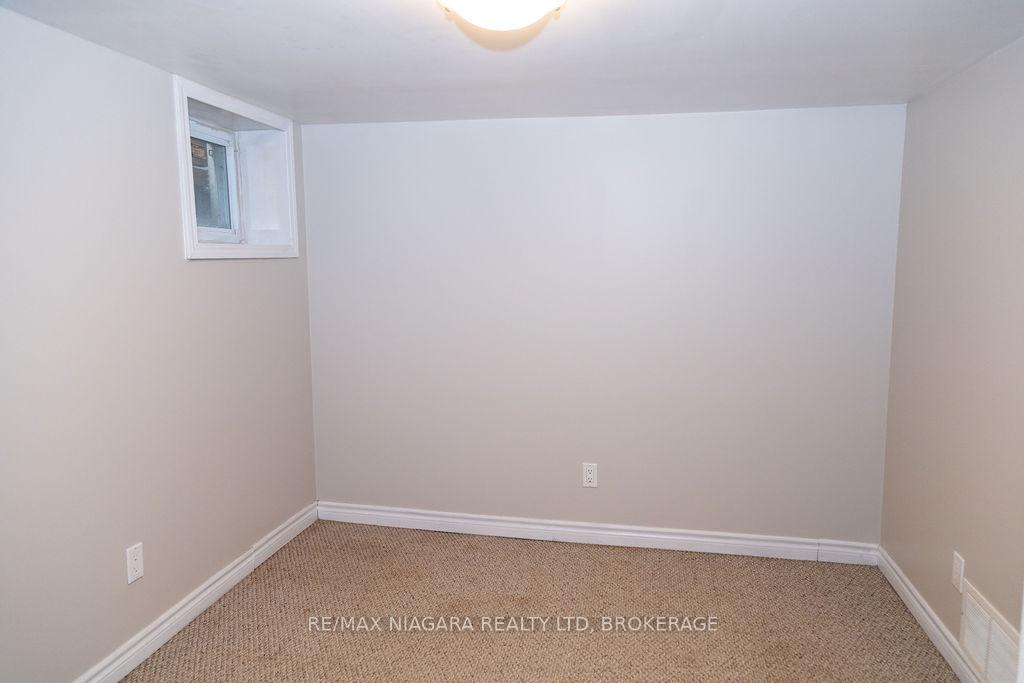 Photo 18 of 18 Welland Vale Road, St. Catharines, Downtown — HOMEH