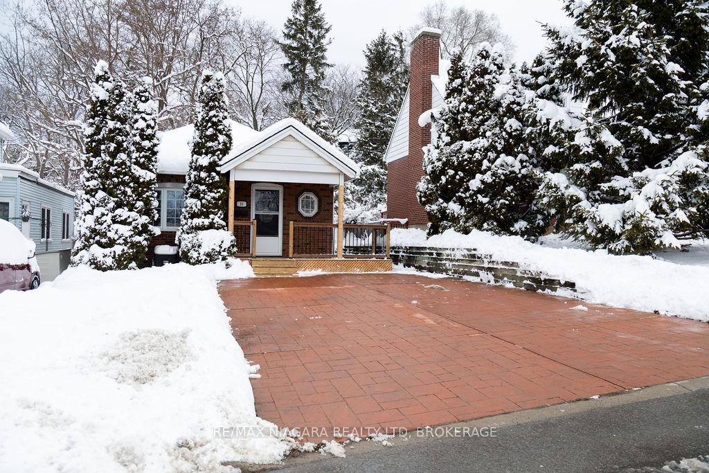Photo 12 of 18 Welland Vale Road, St. Catharines, Downtown — HOMEH