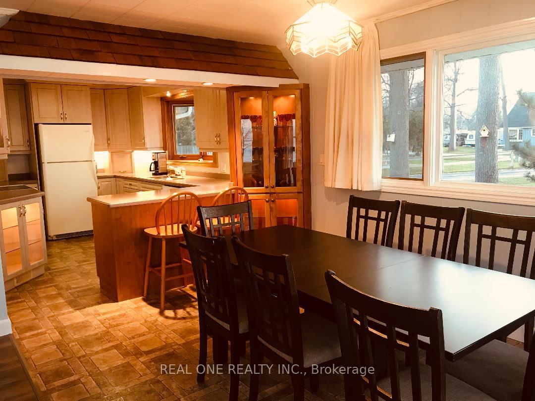 Photo 9 of 3 Lambrook Drive, Georgina, Virginia — HOMEH