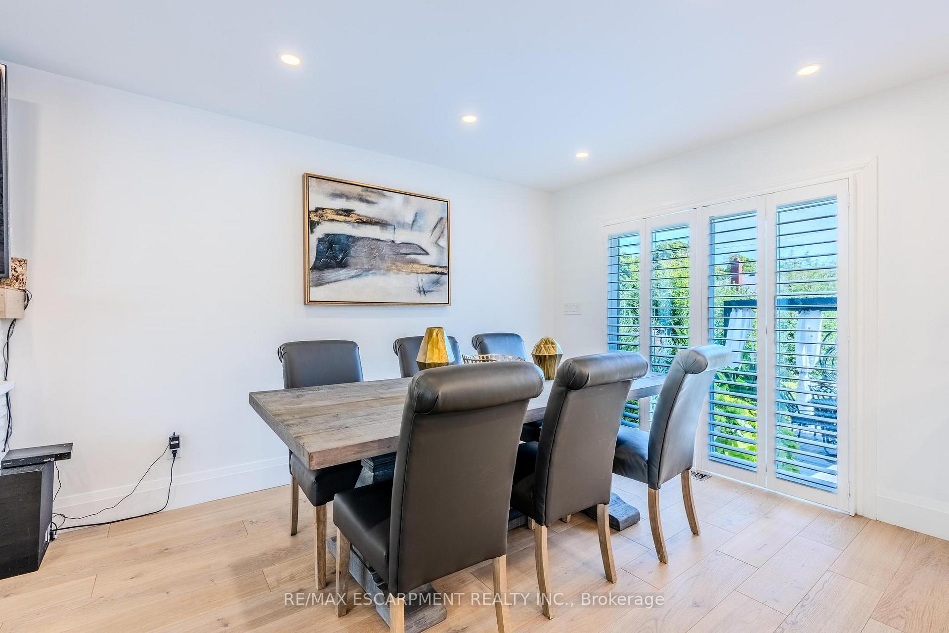 Photo 24 of 23 West Hampton Road, St. Catharines, Glendale/Glenridge — HOMEH