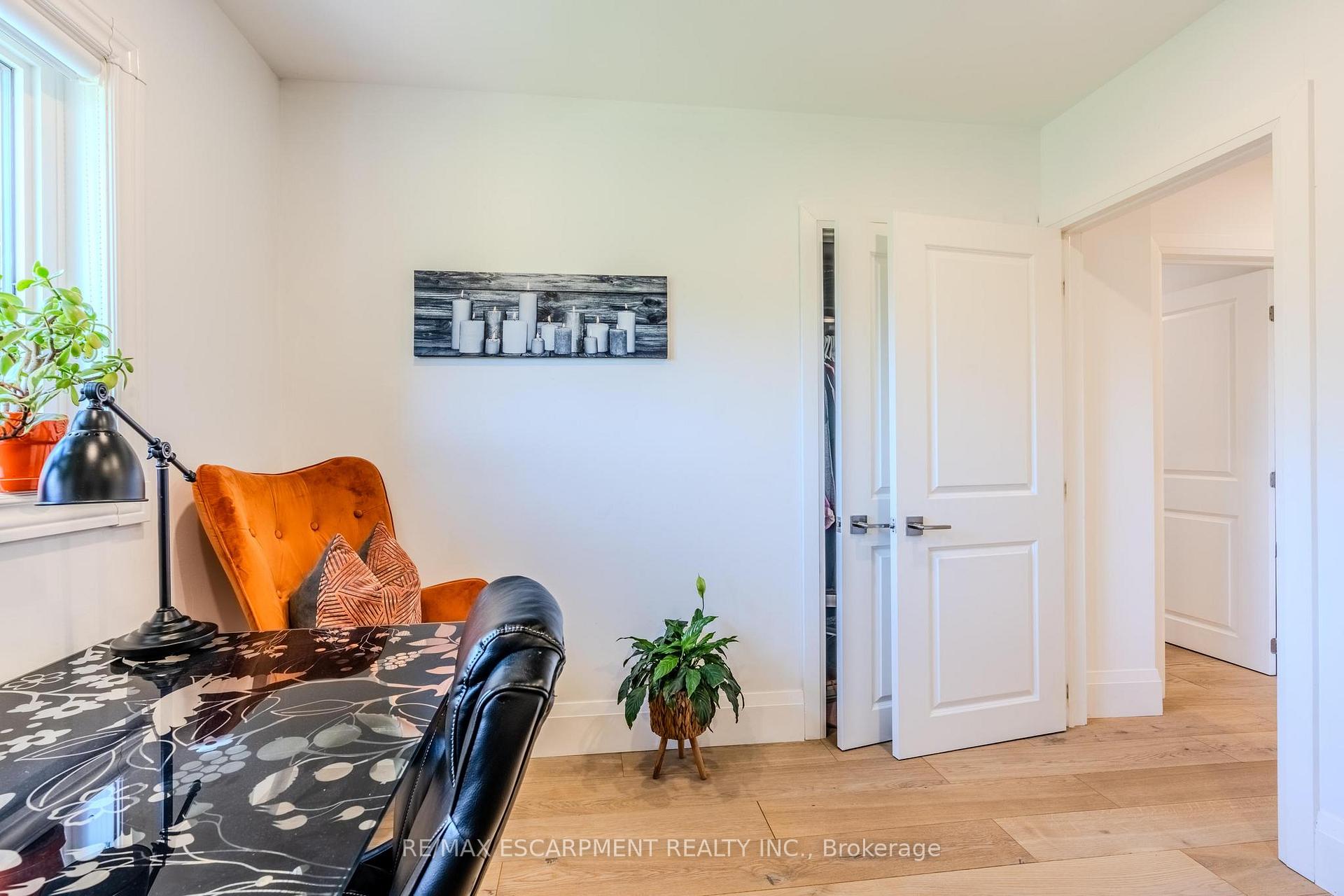 Photo 47 of 23 West Hampton Road, St. Catharines, Glendale/Glenridge — HOMEH