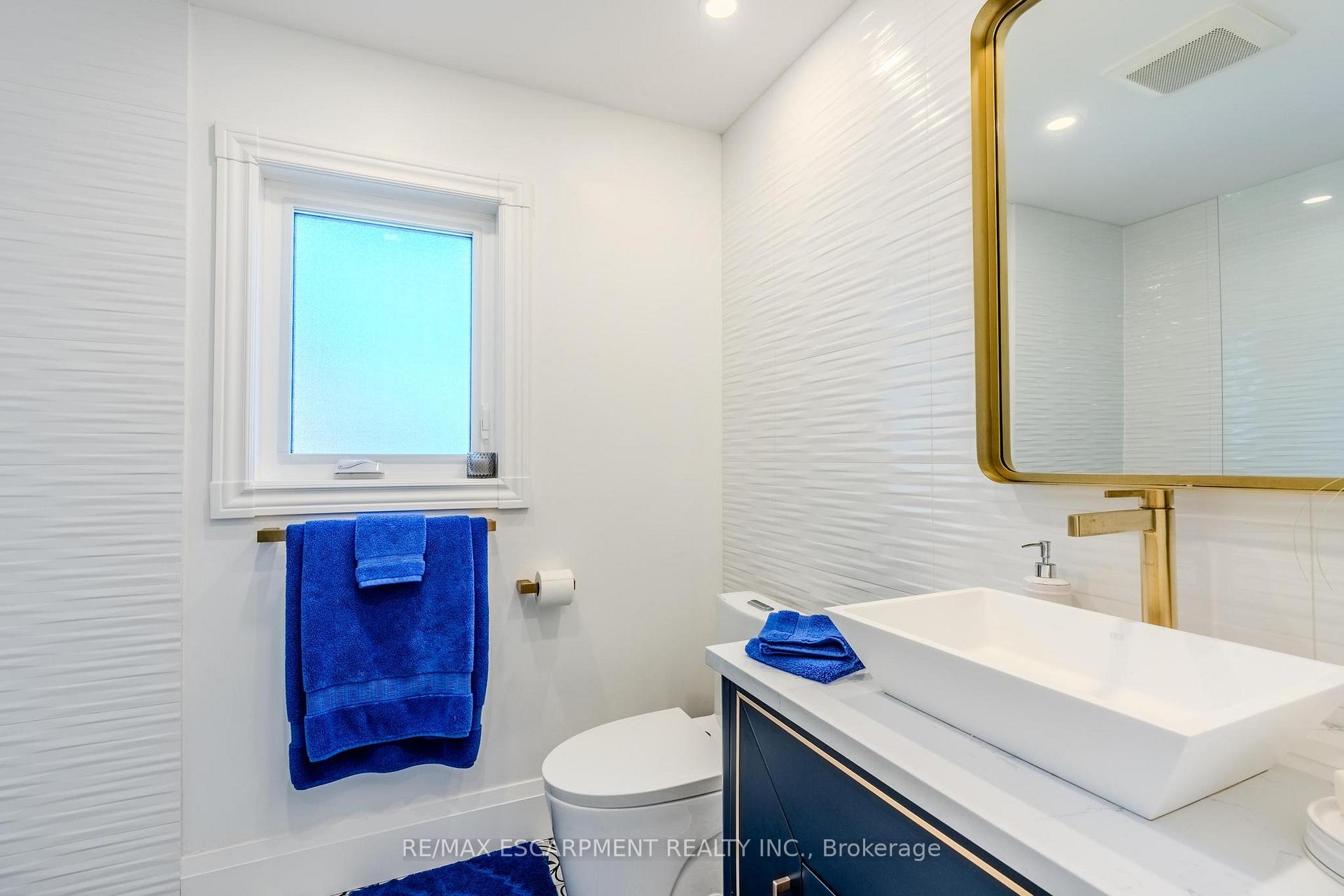 Photo 14 of 23 West Hampton Road, St. Catharines, Glendale/Glenridge — HOMEH