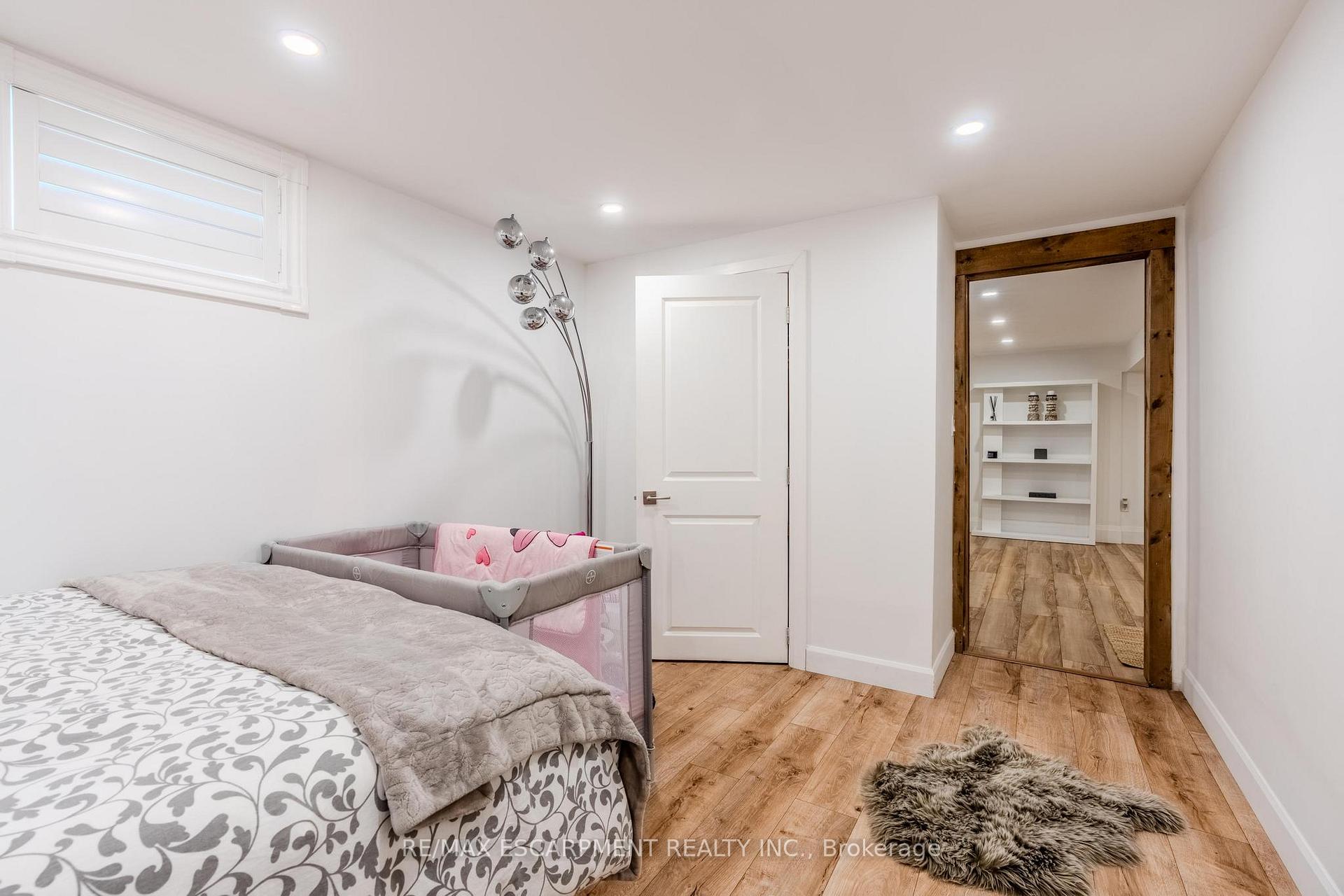Photo 27 of 23 West Hampton Road, St. Catharines, Glendale/Glenridge — HOMEH
