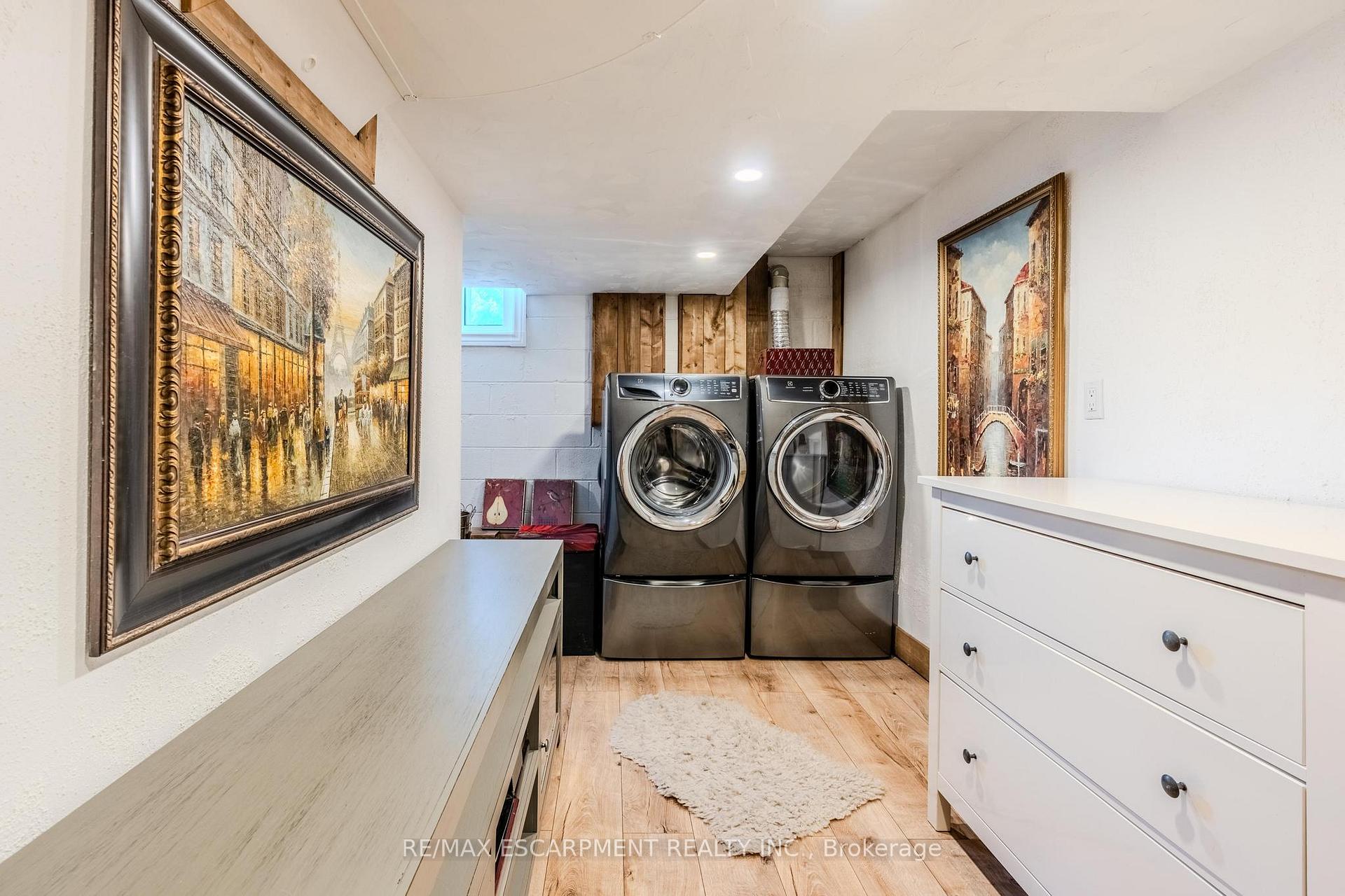 Photo 28 of 23 West Hampton Road, St. Catharines, Glendale/Glenridge — HOMEH