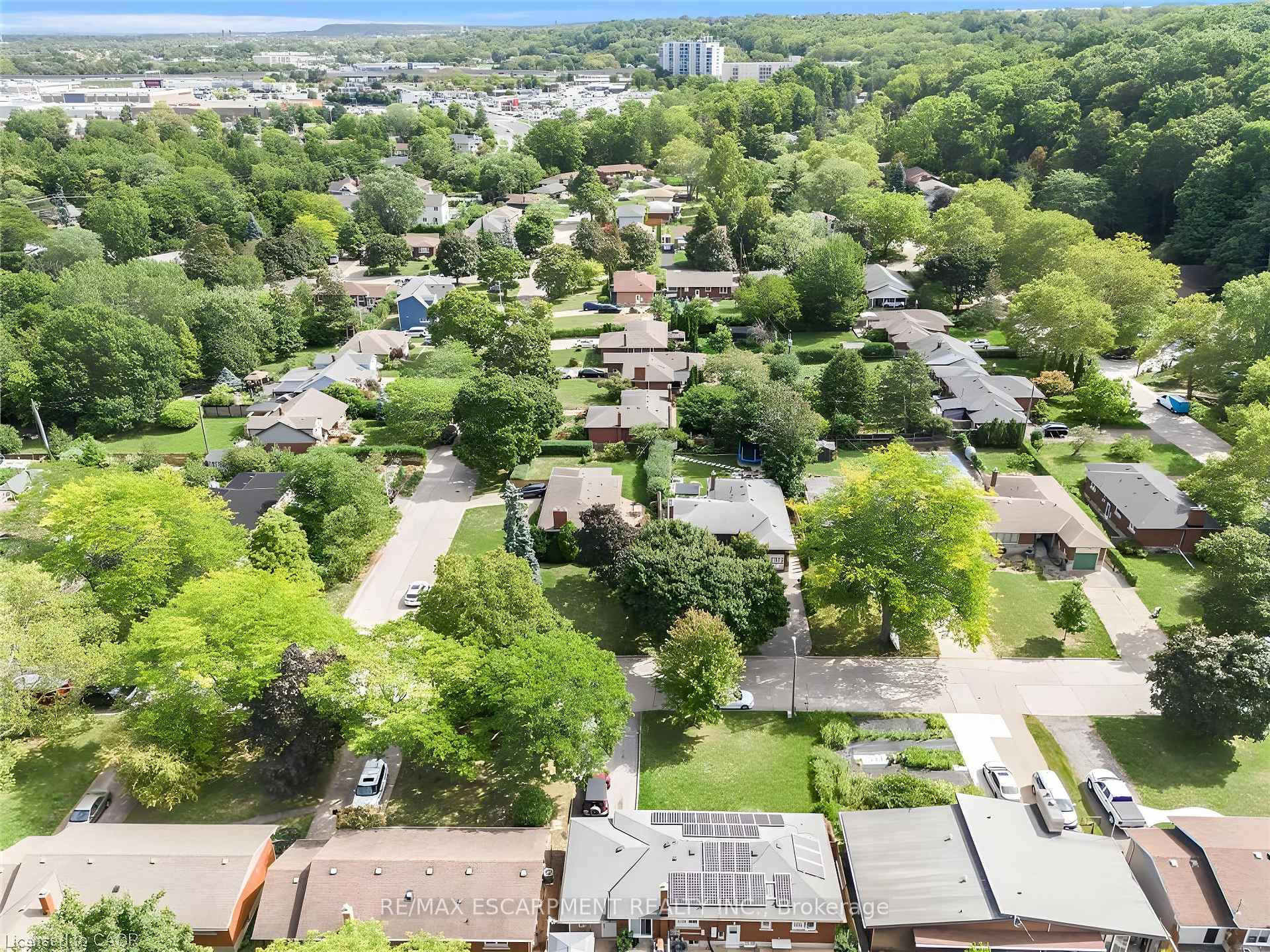 Photo 46 of 23 West Hampton Road, St. Catharines, Glendale/Glenridge — HOMEH