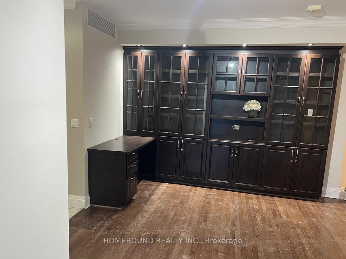 Photo 14 of Unit 507, 1 Cordoba Drive, Vaughan, Lakeview Estates — HOMEH